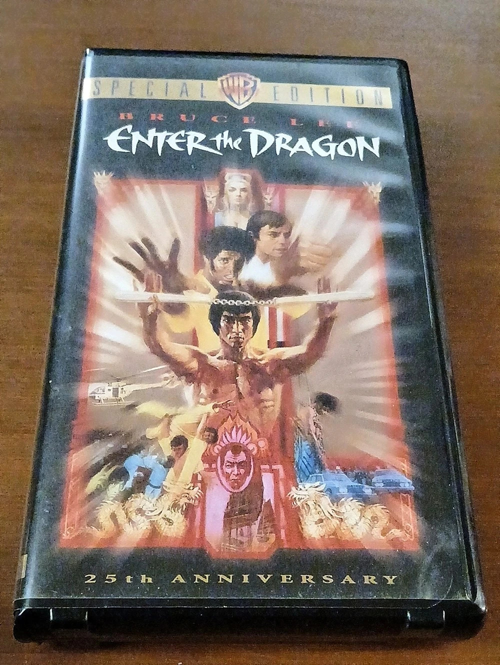 Vintage 1998 Warner Bros. Enter the Dragon 25th Anniversary Special Edition.VHS